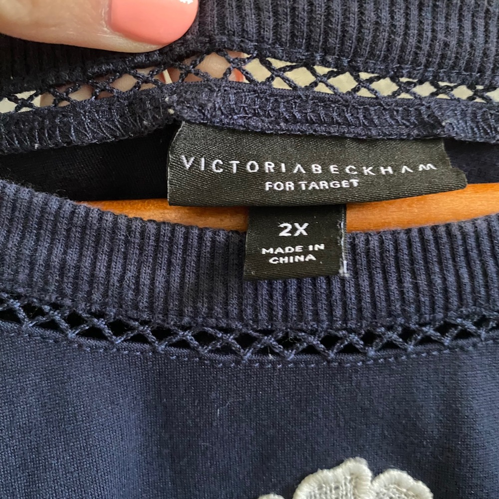 Victoria‎ Beckham for Target Navy Floral Lace Applique Sweatshirt Plus Size 2X - Picture 5 of 8